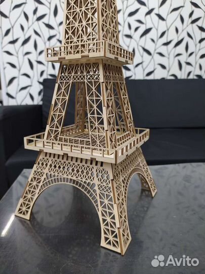 Эйфелева башня