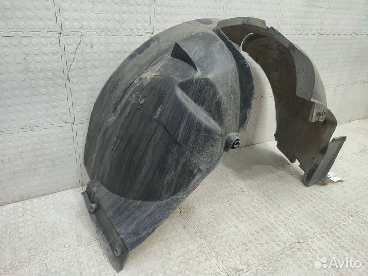 Подкрылок передний левый Renault Logan 1 2005-2014