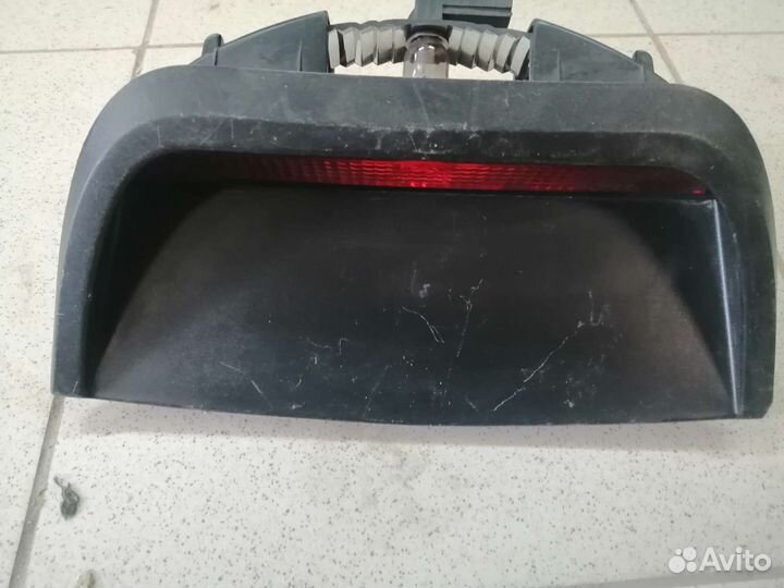 Стоп.-сигнал салонный Рено Логан 2