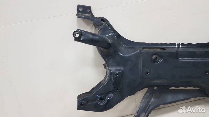 Б/У Балка подмоторная 4000A275 mitsubishi