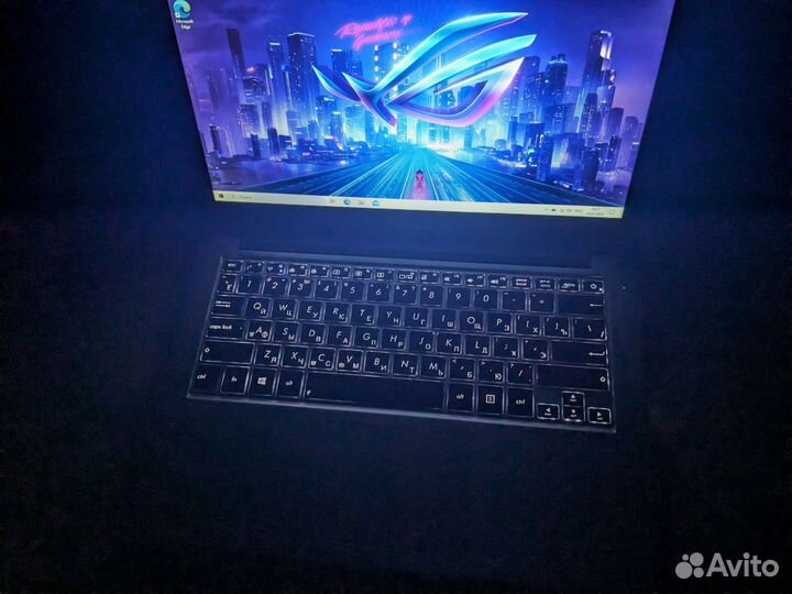 Металлический Asus zenbook с подсветкой клавиш i 3