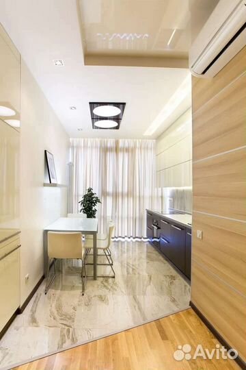 Поклейка обоев/Молярные работы/Штукатурка