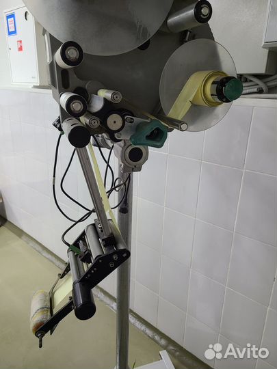 Этикеровщик Аvery Dennison ALS 204 LH