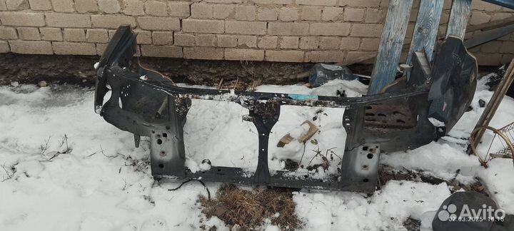 Передняя часть subaru forester sf