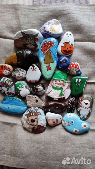 Рисунки на речных камнях