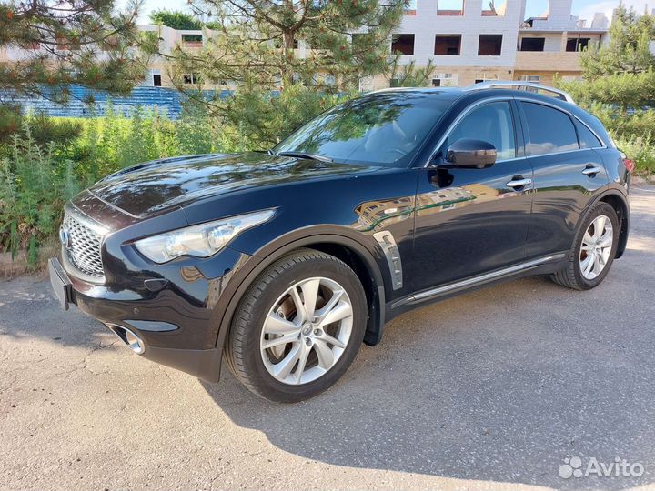 Infiniti QX70 3.7 AT, 2016, 130 000 км