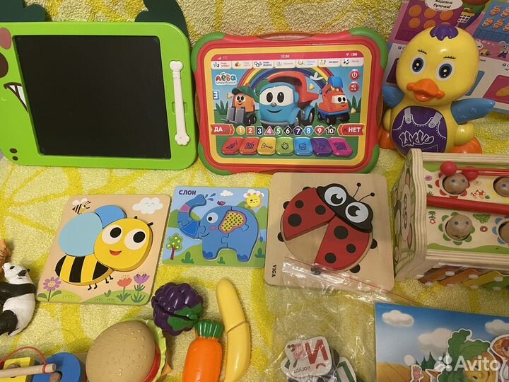 Развивающие игрушки пакетом