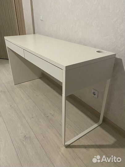 Стол письменный IKEA Micke