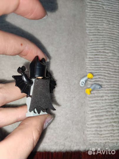 Lego бетмен 7782 минифигурка бетмена