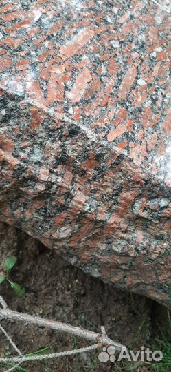 Гранитная плита на памятник и клумба (комплект)