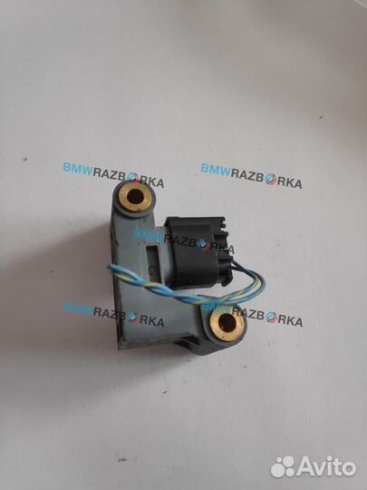 Датчик нпб в центральной стойке BMW 5 F07/F10/F11