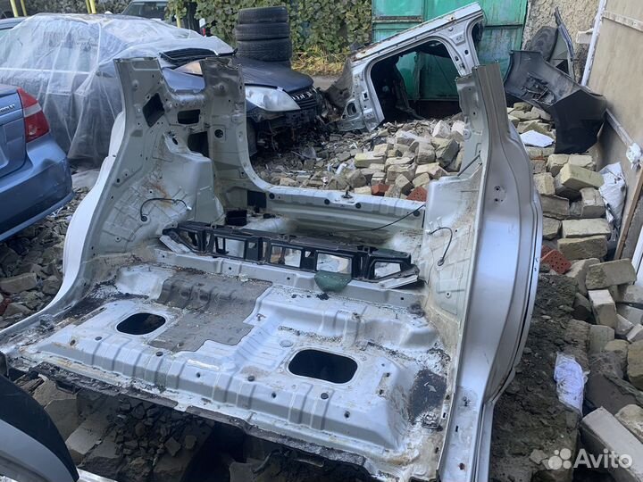 Задняя часть кузова kia sportage 2