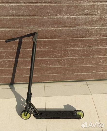 Трюковой самокат zorg