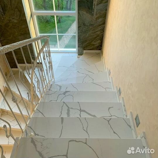 Лестница из кварца под ключ