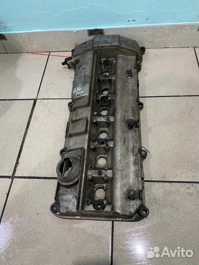 Клапанная крышка м50 BMW е34