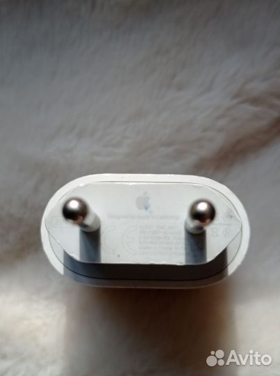 Зарядное устройство - адаптер Apple, 20W, USB-C