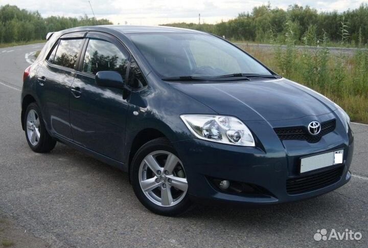 Порог правый Toyota Auris E150, Blade 2006-2012 (0