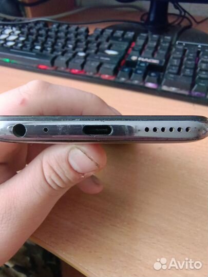 iPhone 4, 8 ГБ