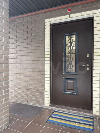 Коттедж 200 м² на участке 6 сот.