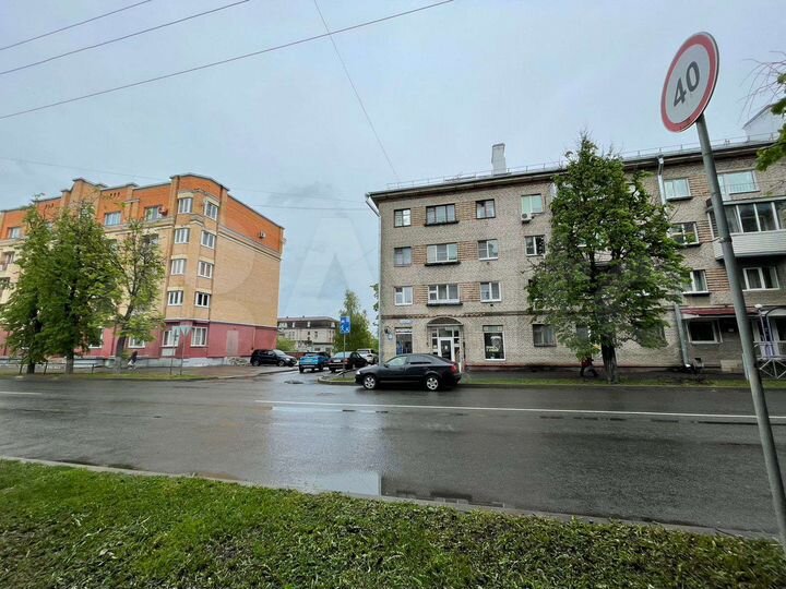 1-к. квартира, 32 м², 4/4 эт.