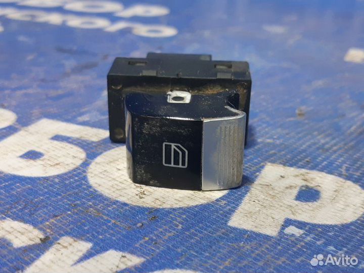 Кнопка стеклоподъемника Lifan Solano седан LF481Q3