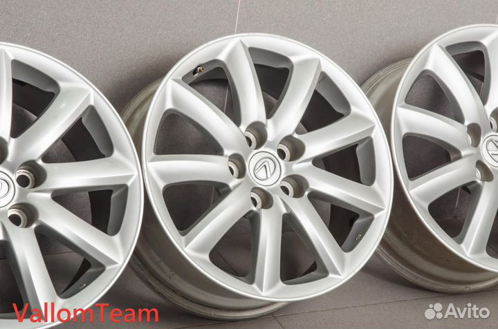 Лот UP098805 Оригинальные 18-е диски lexus