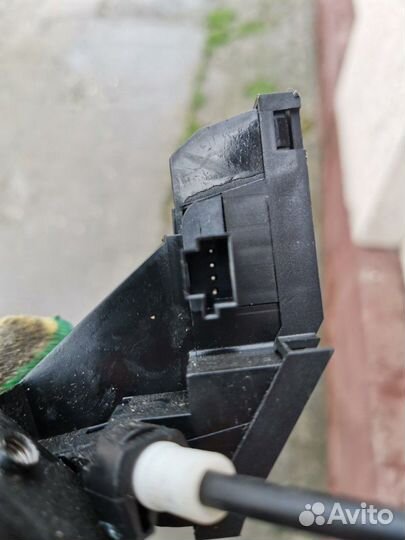 Замок багажника на мерседес 211