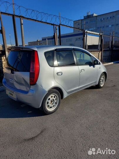 Mitsubishi Colt, 2003