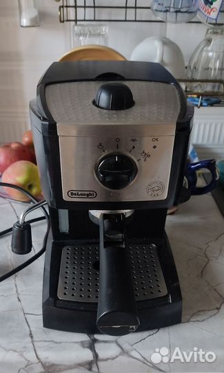 Кофеварка рожковая Delonghi EC 155
