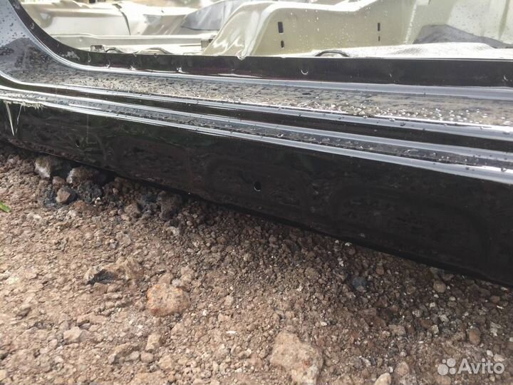 Порог со стойкой правый, Mitsubishi Pajero/Montero