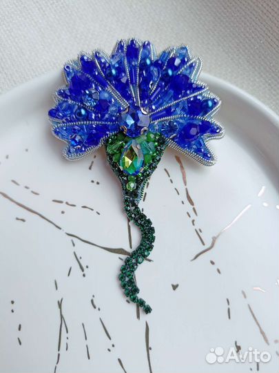 Брошь ручной работы Василек