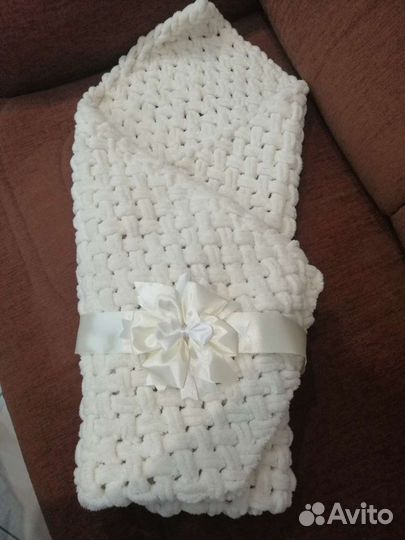 Бант атласный с лентой