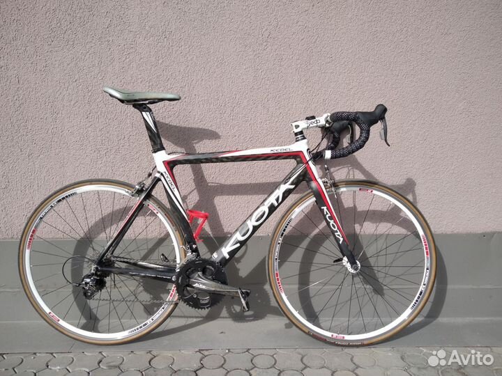 Карбоновый шоссейник Kuota Kebel (Sram/DT Swiss)