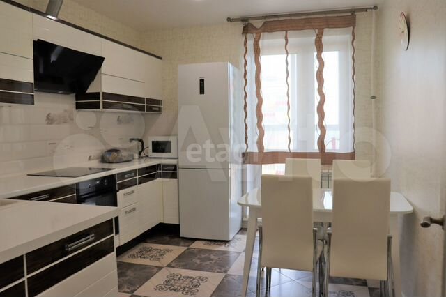 2-к. квартира, 55 м², 15/17 эт.