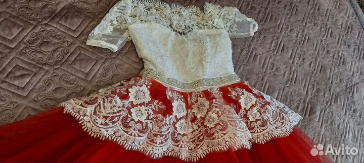 Вечернее платье