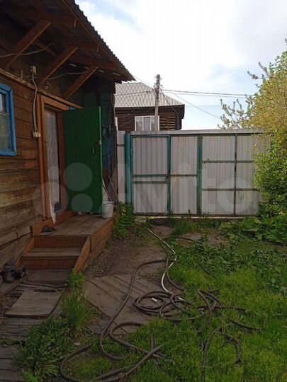 Дом 26 м² на участке 5 сот.