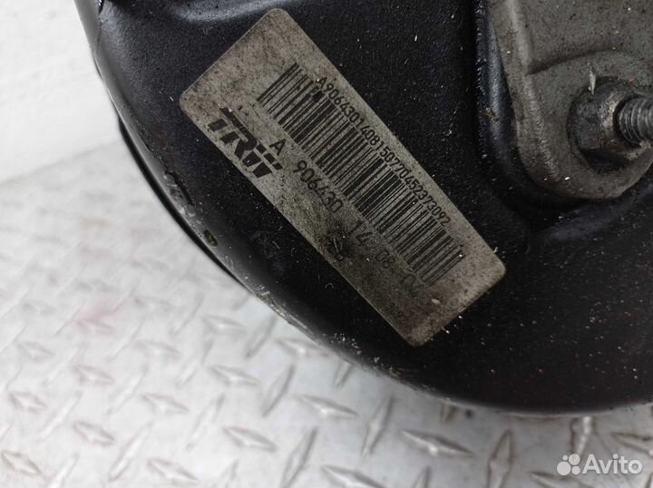 Вакуум тормозной Mercedes Sprinter W906 9064301408