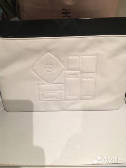 Новая косметичка Chanel
