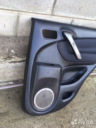 Toyota rav 4 2004 обшивка задняя правая двери