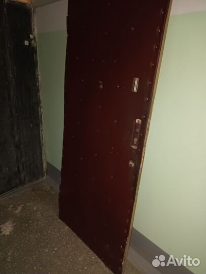 Дверь входная деревянная бу