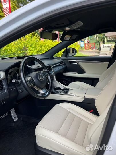 Lexus RX 2.0 AT, 2017, 73 000 км