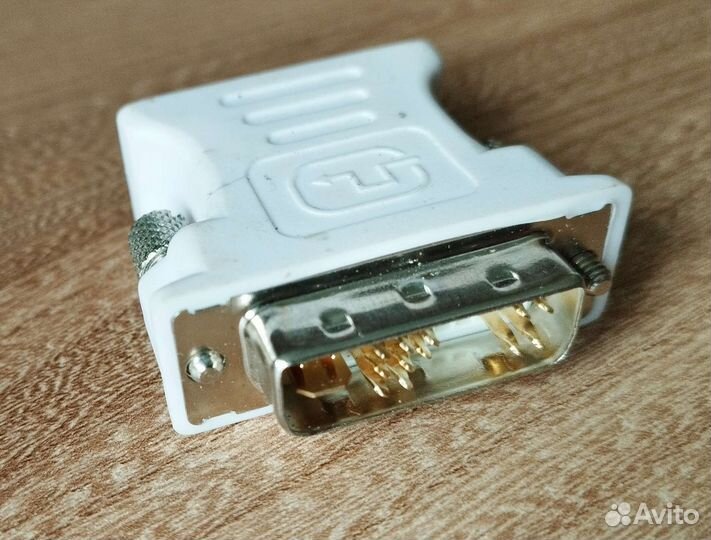 Компьютерные кабеля переходники куча всего