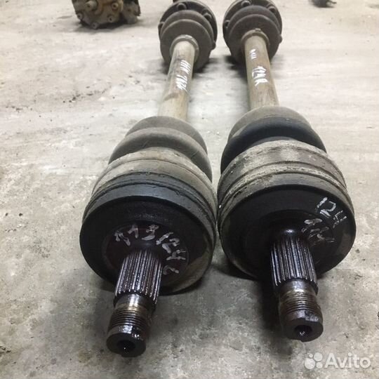 Полуось Mercedes w124 M111