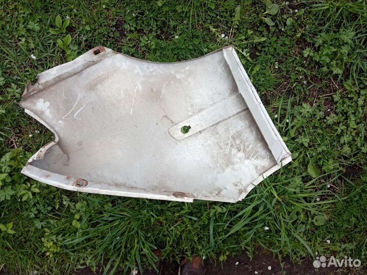 Переднее левое крыло на газель