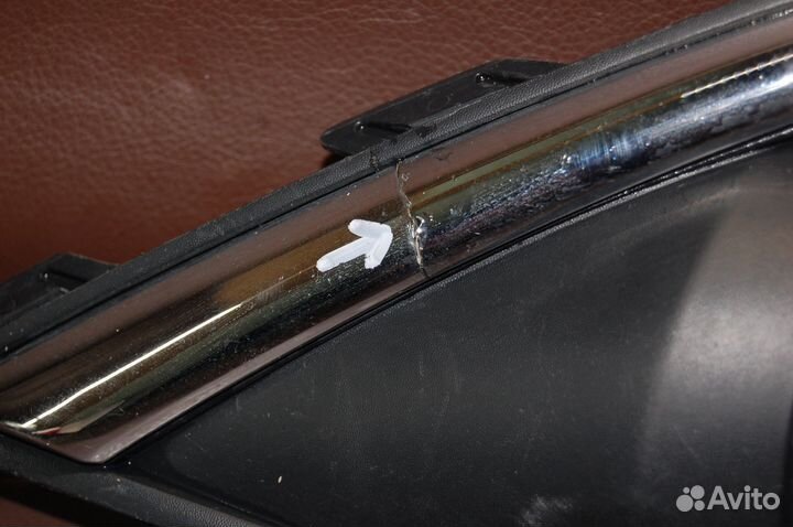 Накладка фары птф правой - Mitsubishi Outlander 3