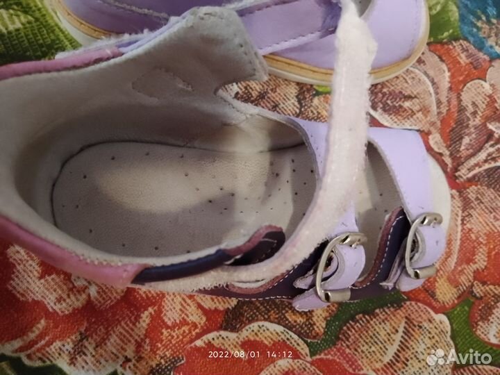 Сандали для девочки