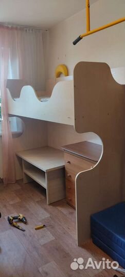 Мебель в детскую комнату