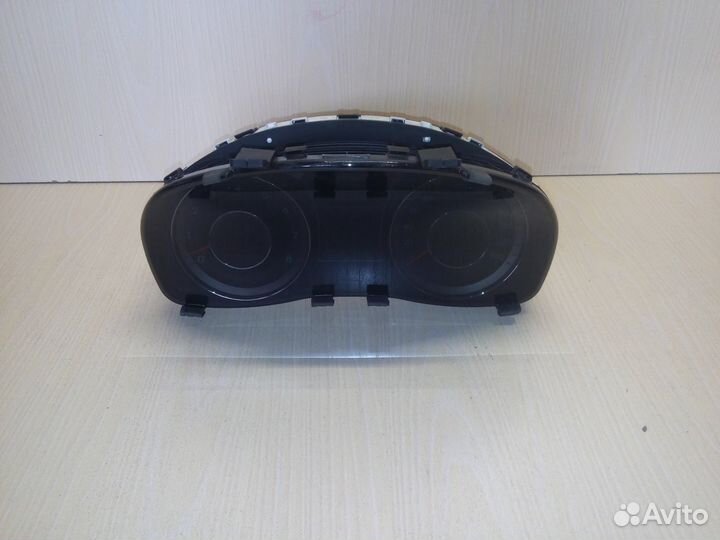 Панель приборов Hyundai i40 2.0 АКПП 2014 год