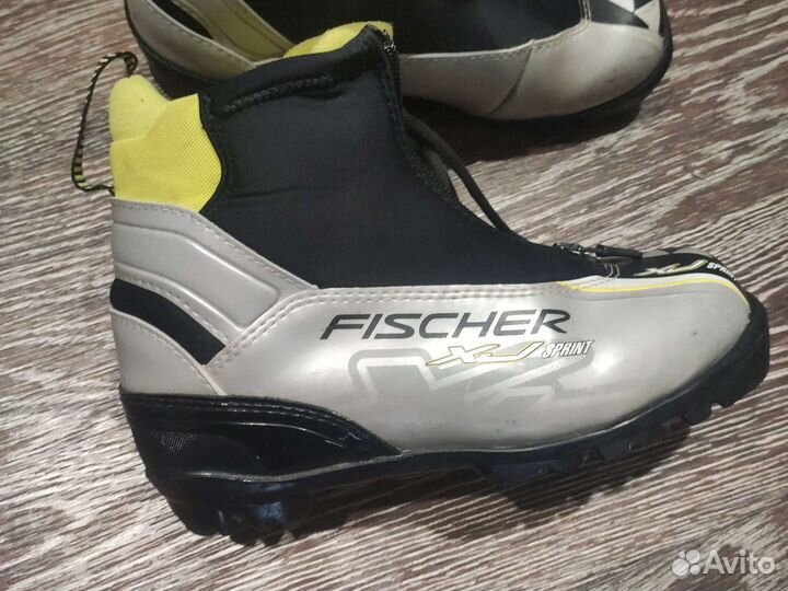 Лыжные ботинки fischer