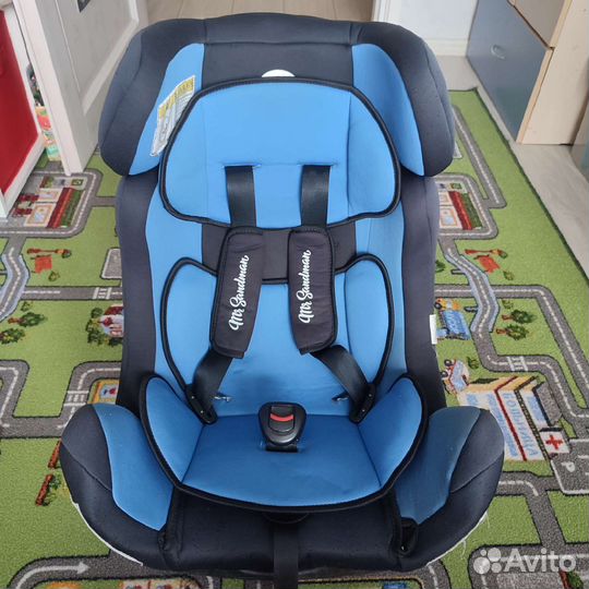 Детское автокресло от 0 до 25 кг